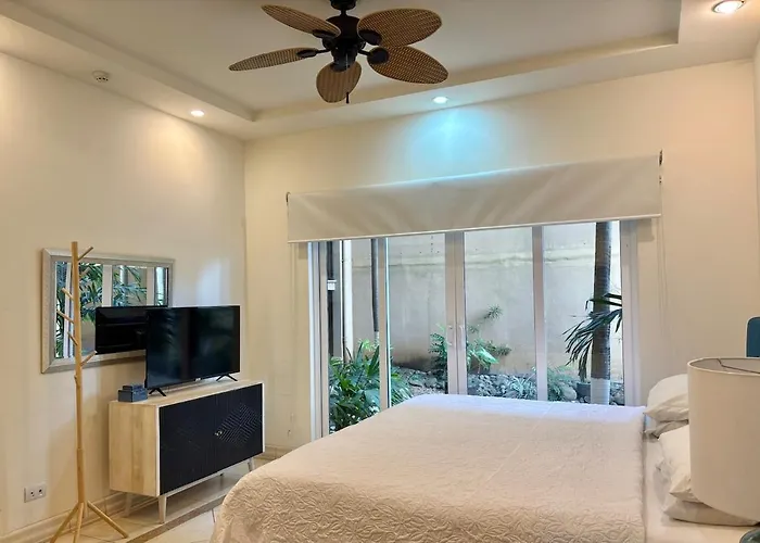 Luxury 2br 2min Walk To Playa Tamarindo