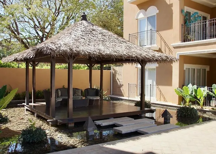 Luxury 2br 2min Walk To Playa